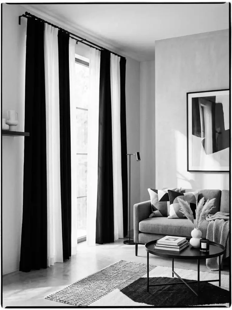 Monochrome Curtain Style