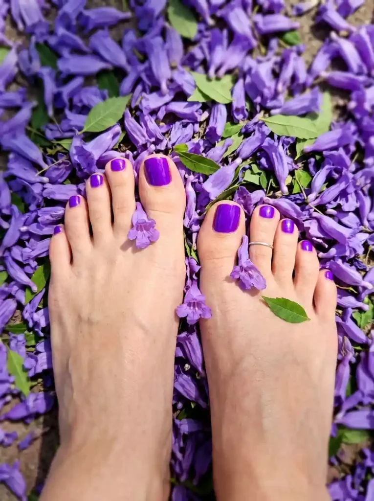 Electric Purple Toes
